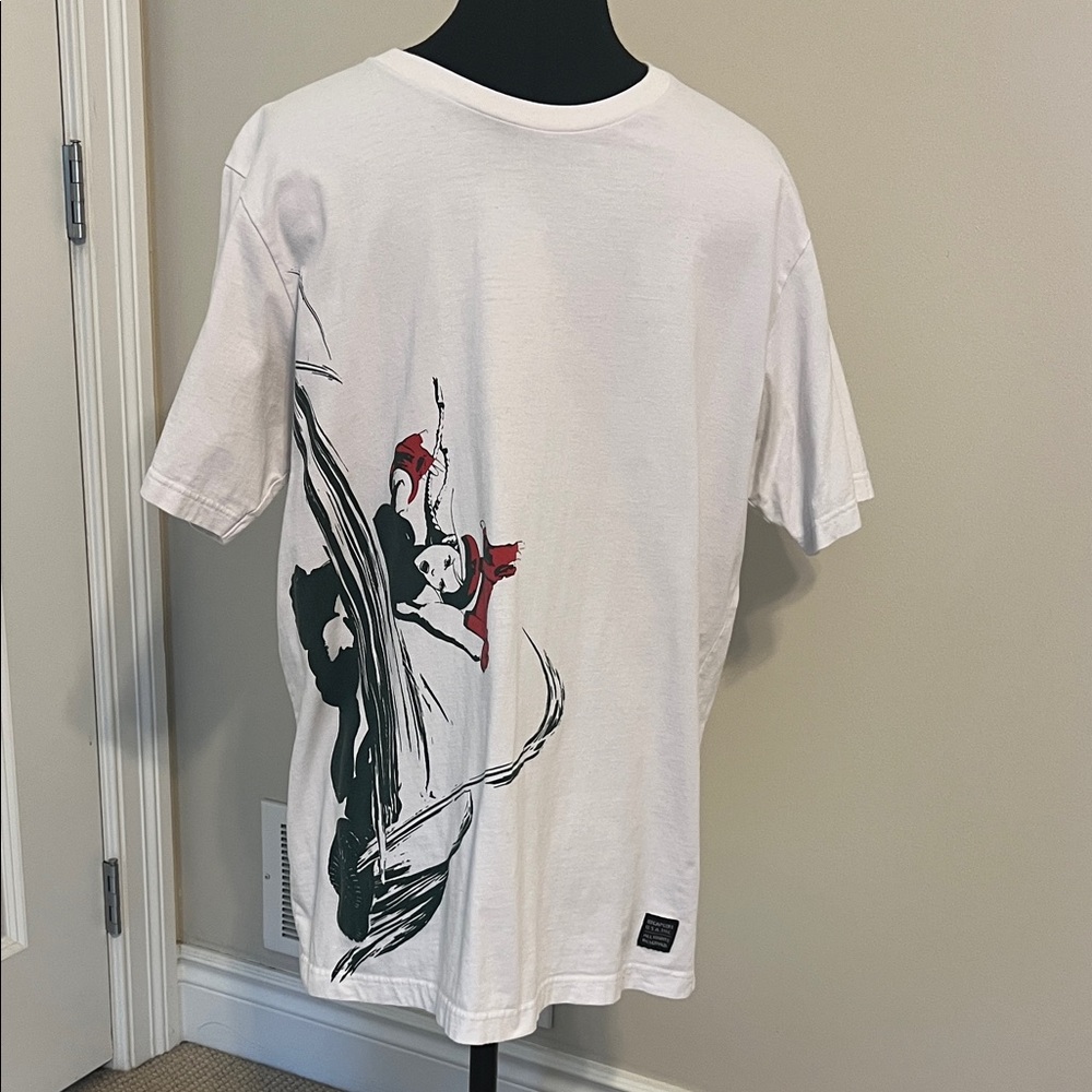 UNIQLO CAPCOM Street Fighter Cammy Shirt Top